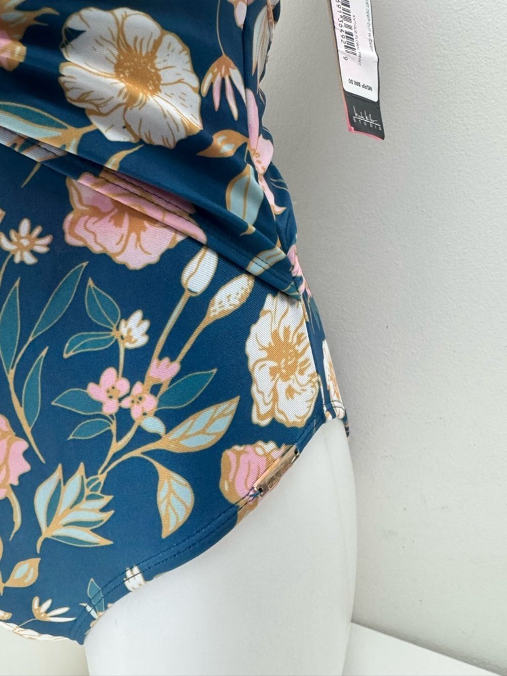 Nicole Miller Teal Floral Twist-Front One-Piece Swimsuit Sz M NWT - Picture 4 of 7